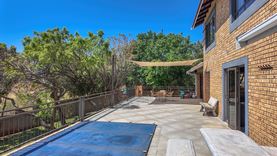 4 Bedroom Property for Sale in Cashan North West